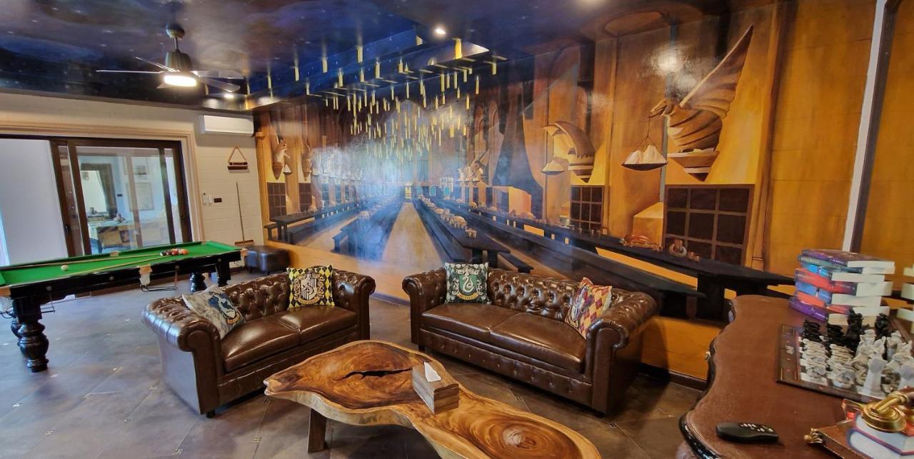 Potterland Luxury Pool Villa Pattaya Walking Street 6 Bedrooms ภายนอก รูปภาพ