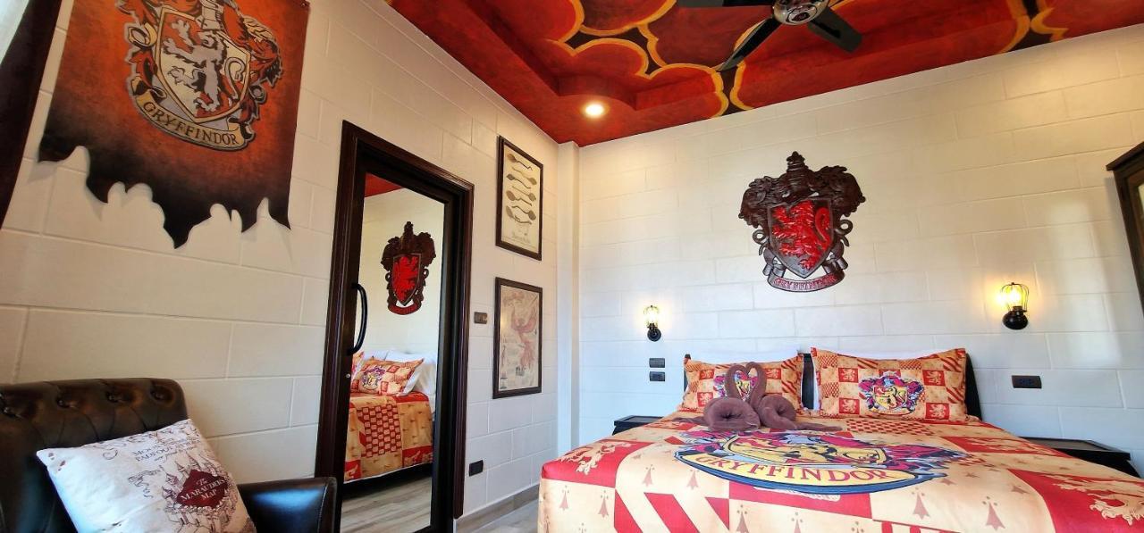 Potterland Luxury Pool Villa Pattaya Walking Street 6 Bedrooms ภายนอก รูปภาพ