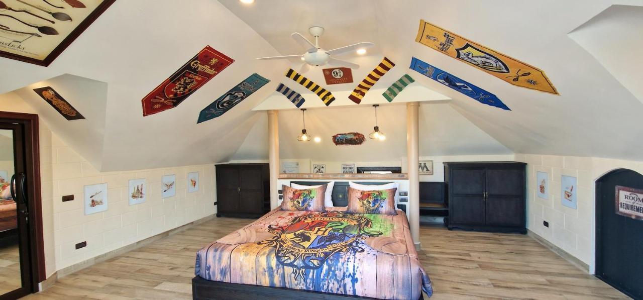 Potterland Luxury Pool Villa Pattaya Walking Street 6 Bedrooms ภายนอก รูปภาพ