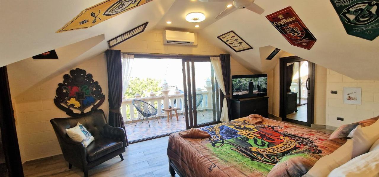 Potterland Luxury Pool Villa Pattaya Walking Street 6 Bedrooms ภายนอก รูปภาพ